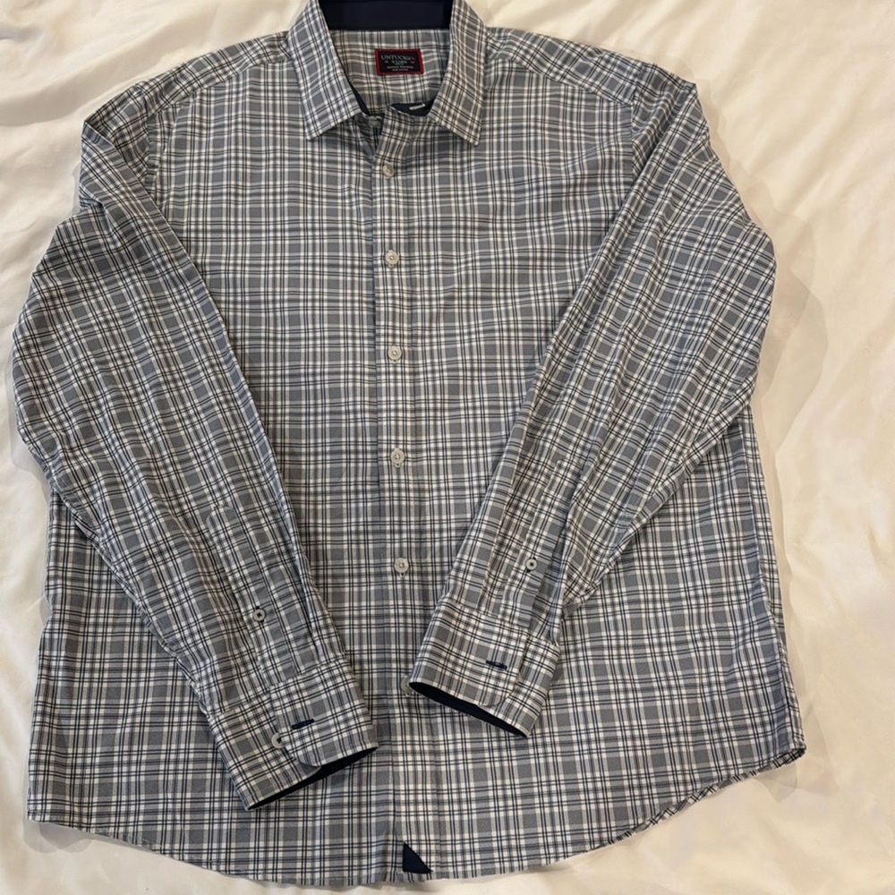 UNTUCKit Armand XL